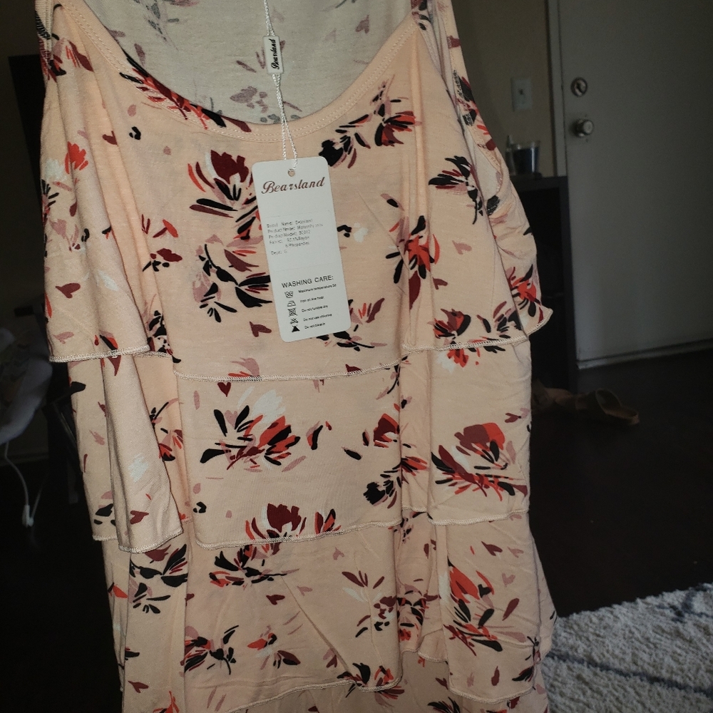 Pink flowy breast feeding tank top